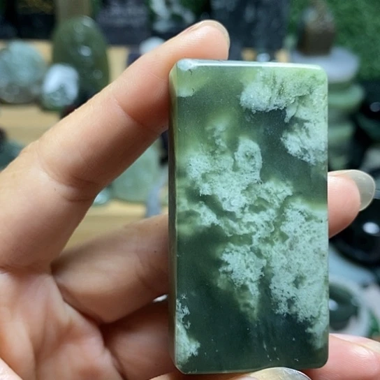 未镶嵌和田玉(糖玉)珠宝半成品