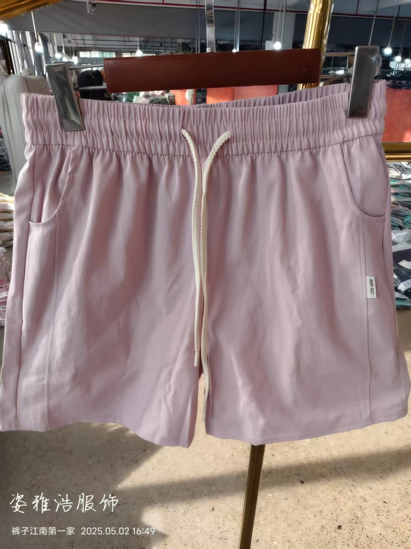 夏款式凉爽透气休闲短裤