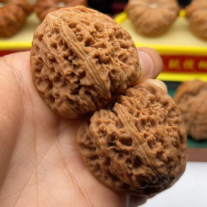 桃核吊坠42高炮蚂蚁纹南疆石