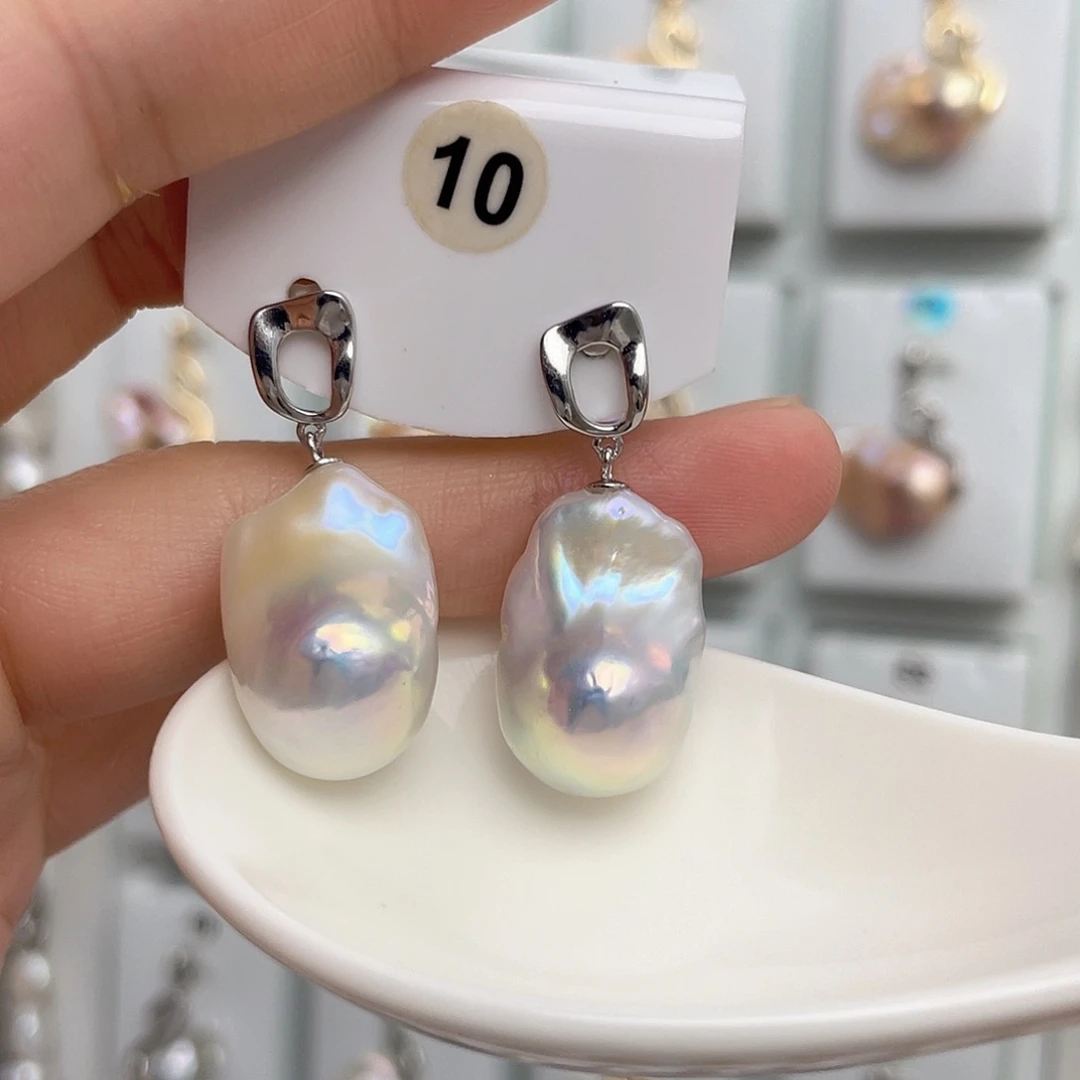 N***a淡水珍珠未镶嵌颈饰