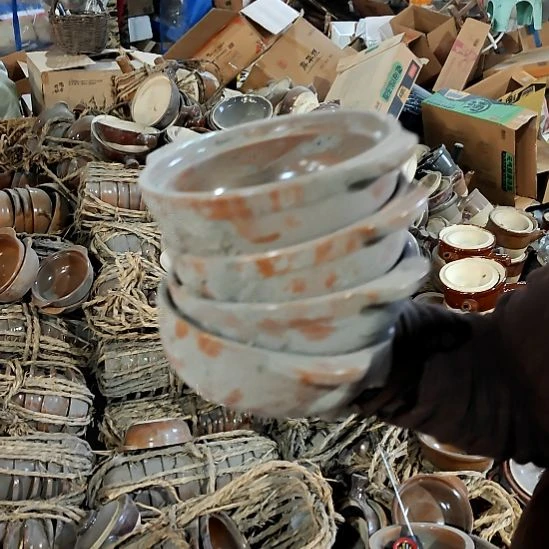 绿泥盘子碗茶壶啥都有