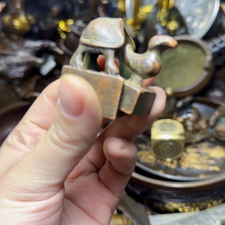 铜器把玩摆件链接