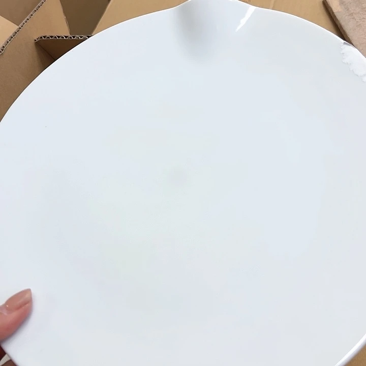 *‍****瓷器。