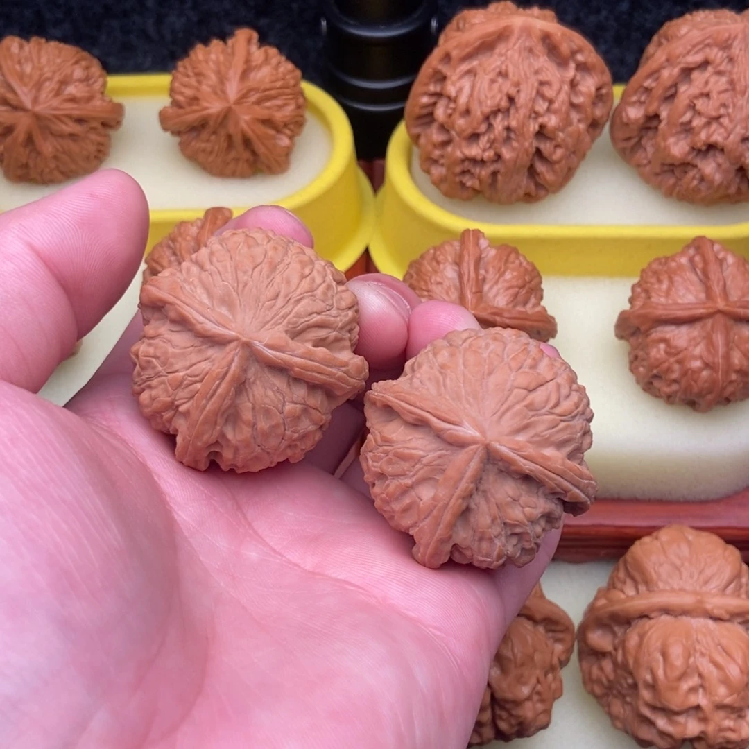 文玩核桃把件一**秦金锭元宝三棱39