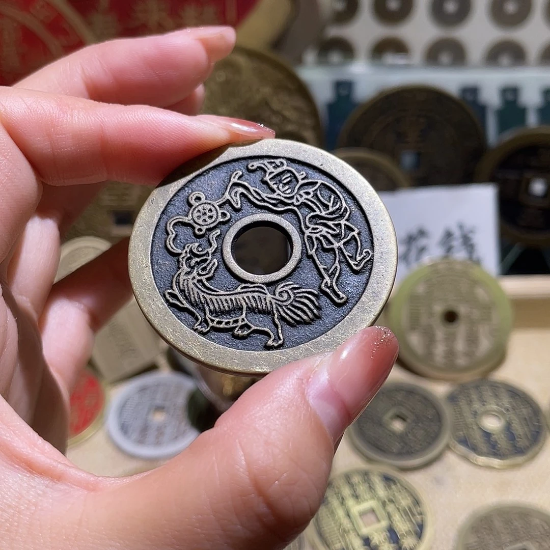 铜铜现代仿制工艺品花钱