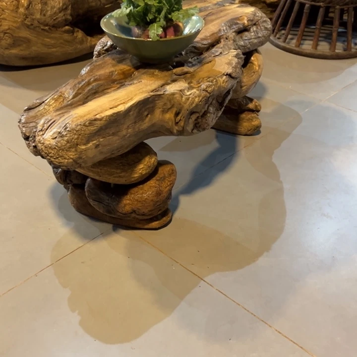 熊***胜合金木铁栎木烂木头小凳子