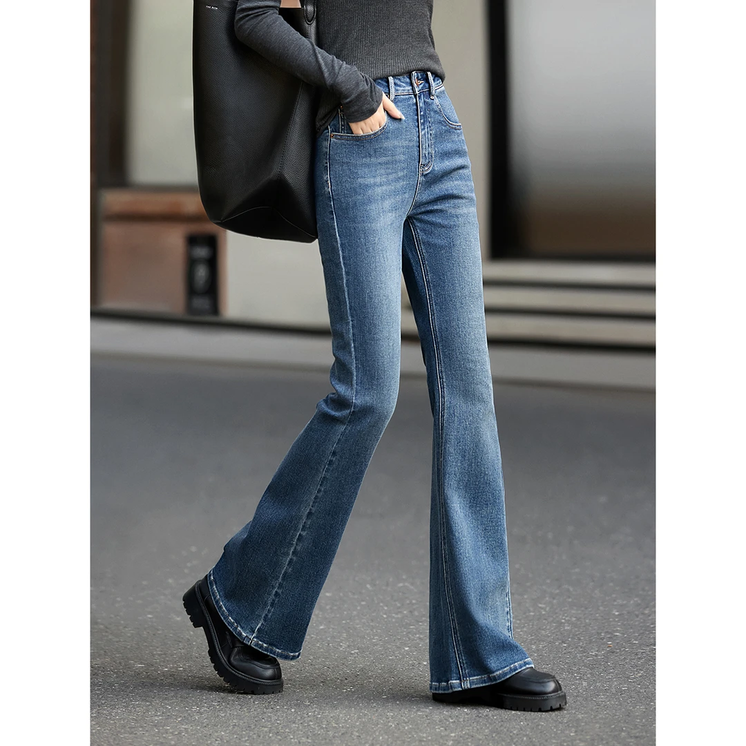 XWI/欣未高腰显瘦弹力舒适牛仔喇叭裤2025春季时尚百搭设计感女裤