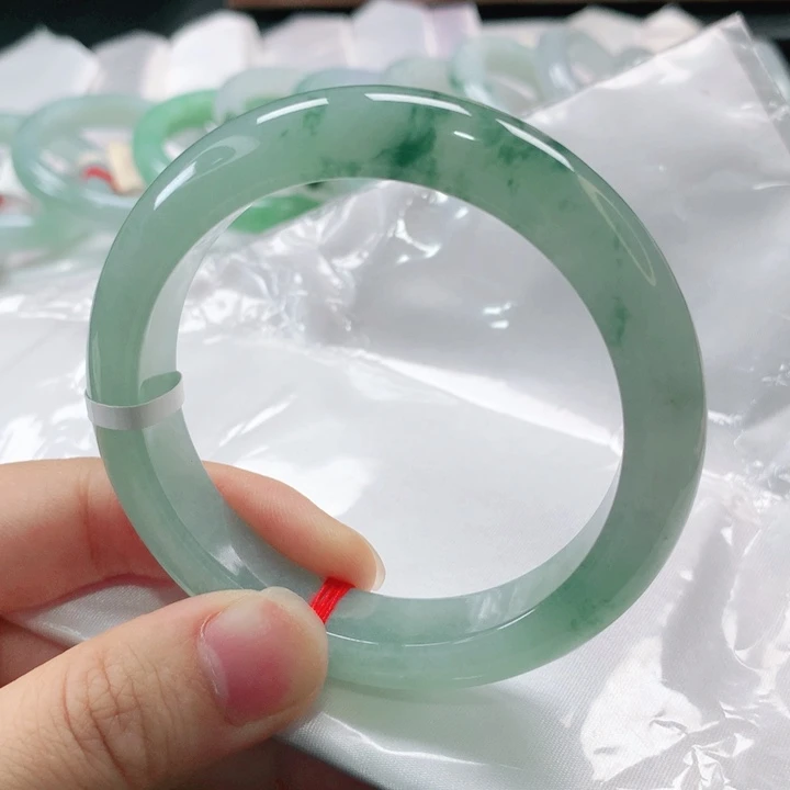 未镶嵌手镯翡翠翡翠手镯翡翠手镯
