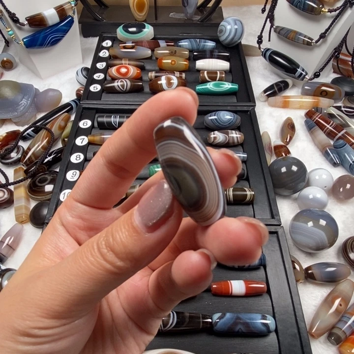 玛瑙/玉髓未镶嵌颈饰