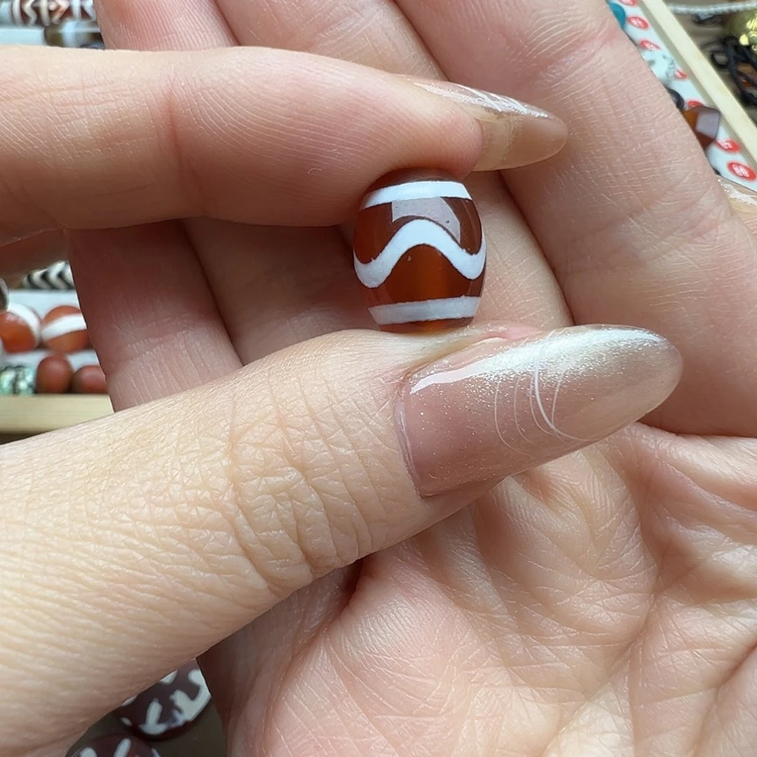 美***莲玛瑙/玉髓未镶嵌珠宝半成品