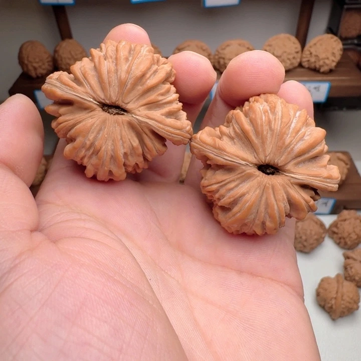 飞***克把件文玩核桃四座楼