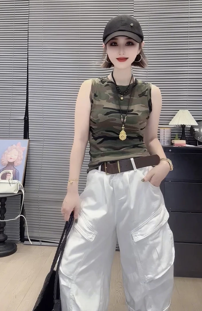 欧货设计感复古迷彩背心小衫女夏季新款洋气时尚百搭修身显瘦上衣