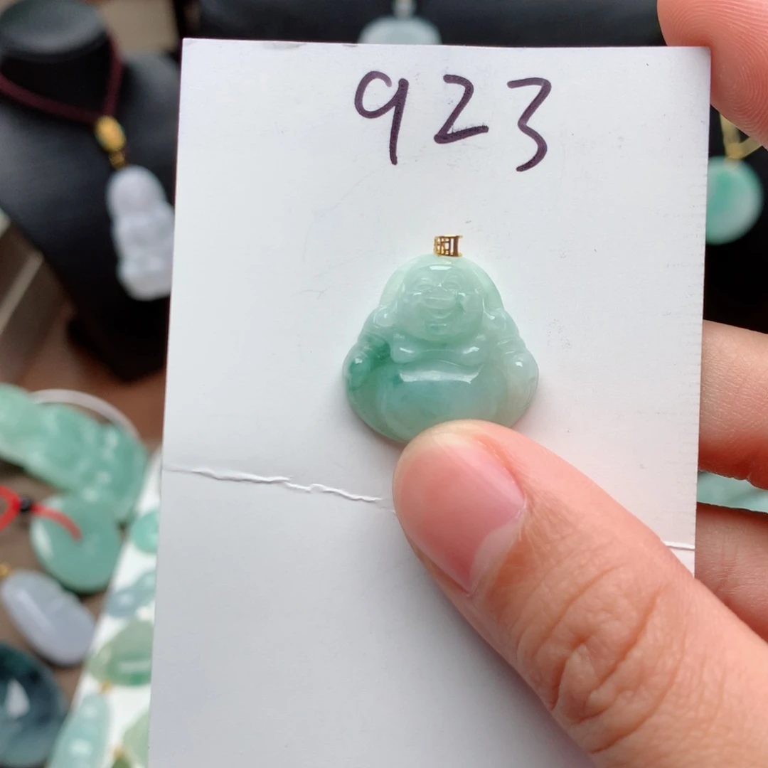 翡翠颈饰18K金镶嵌吊坠