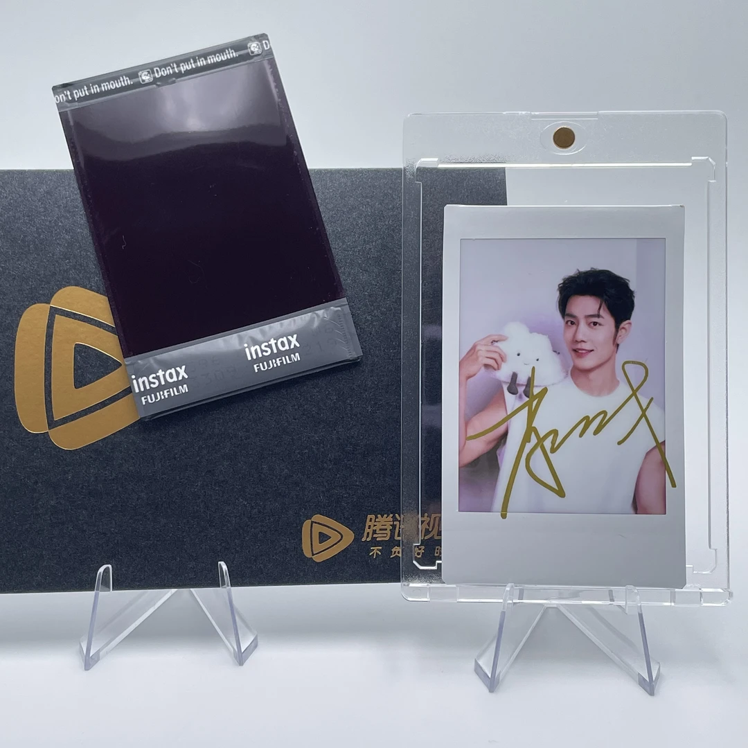 A780【肖战】 签名正品拍立得照片 白边