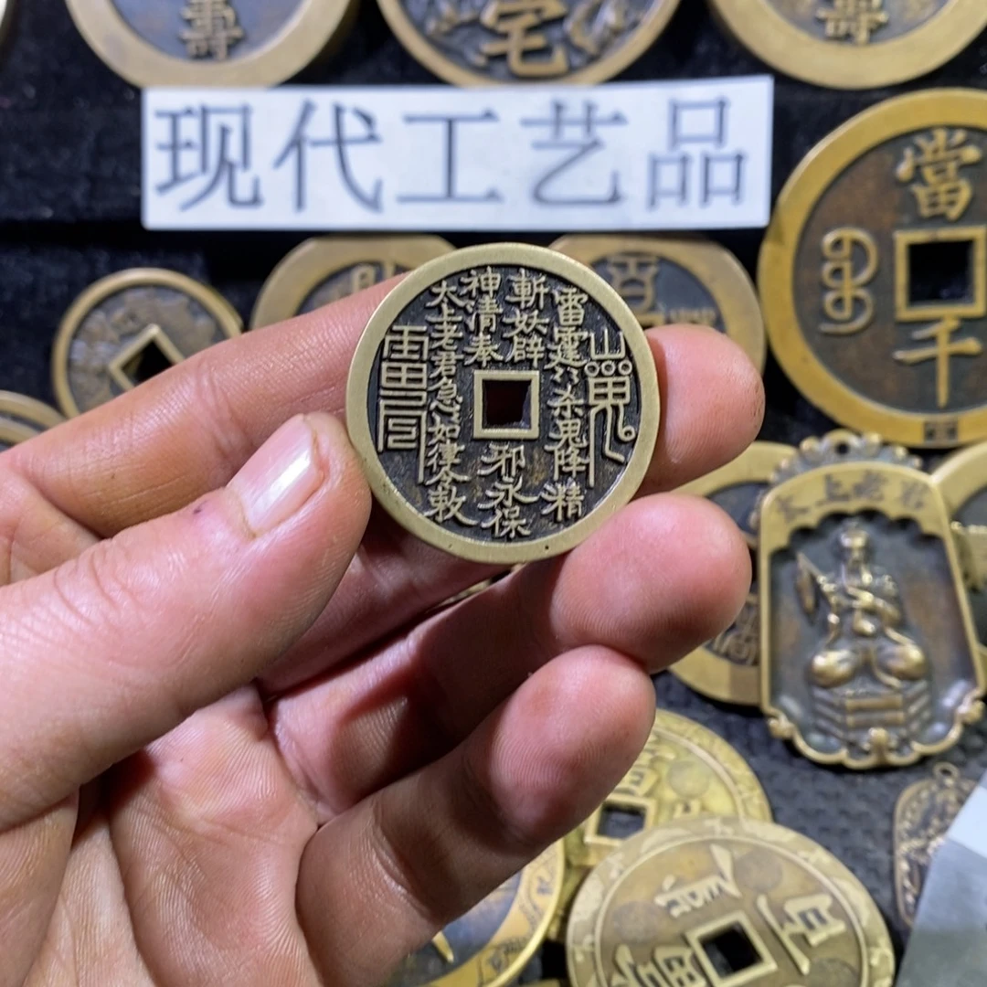 铜翻砂铸造现代工艺品