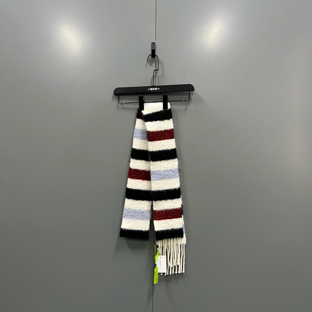 99新 maje jp1110 Acne Studios 撞色条纹流苏围巾 均码 611132