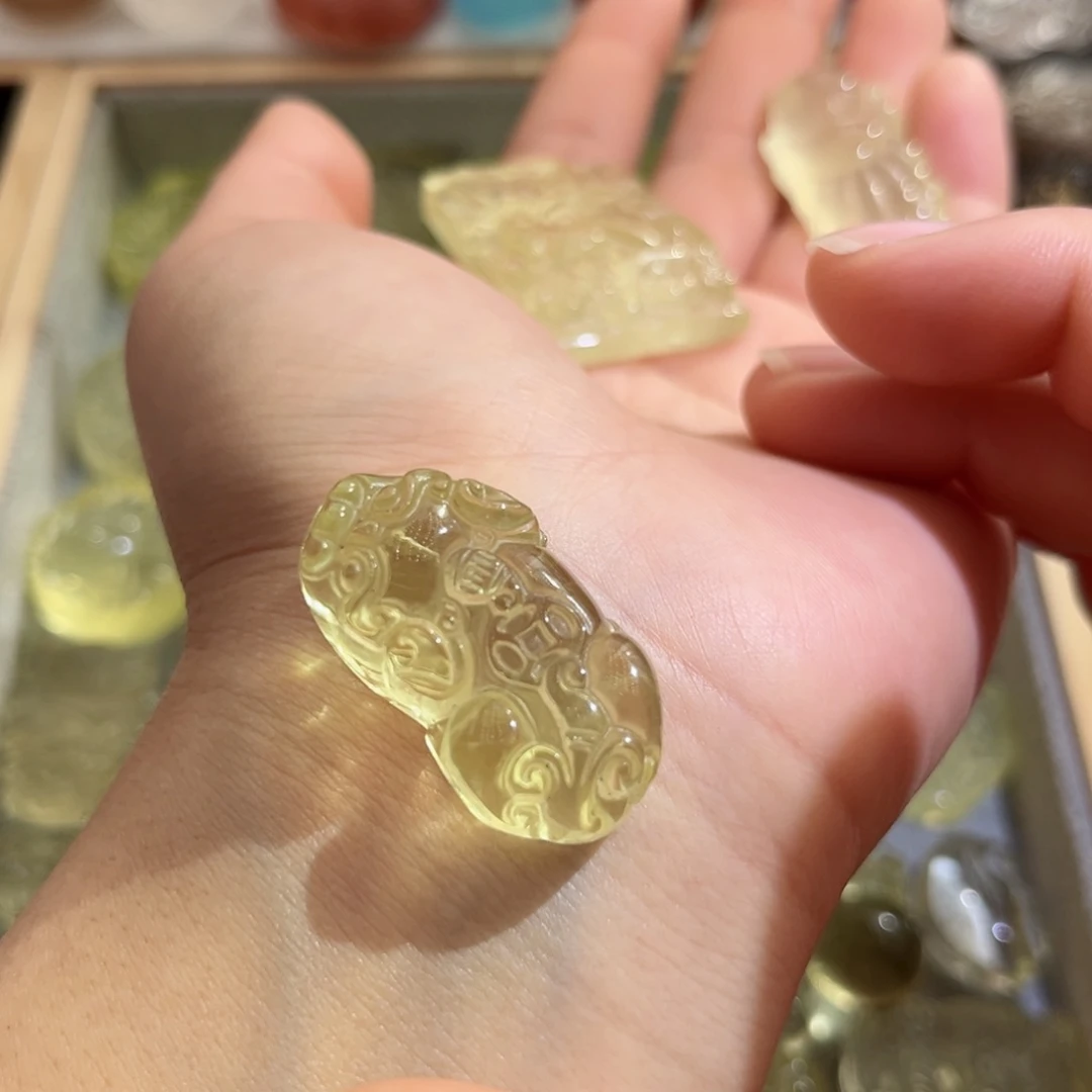 水晶颈饰银S925镶嵌猫****迦黄水貔貅69