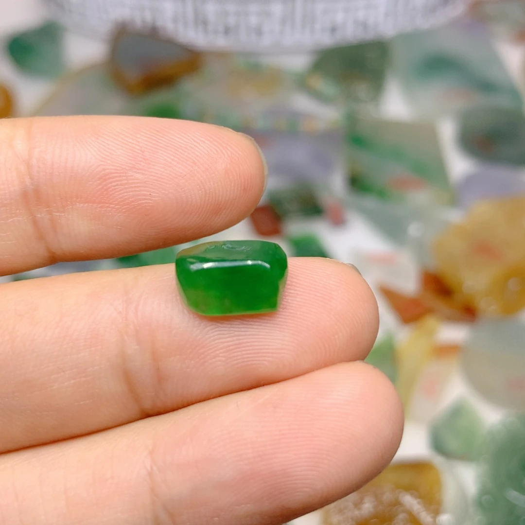 定制翡翠未镶嵌天然翡翠定制