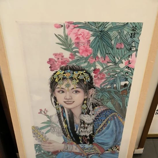 国画人物画作精品带框发