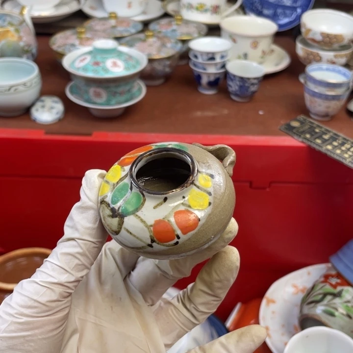 他家瓷器真美…开播了