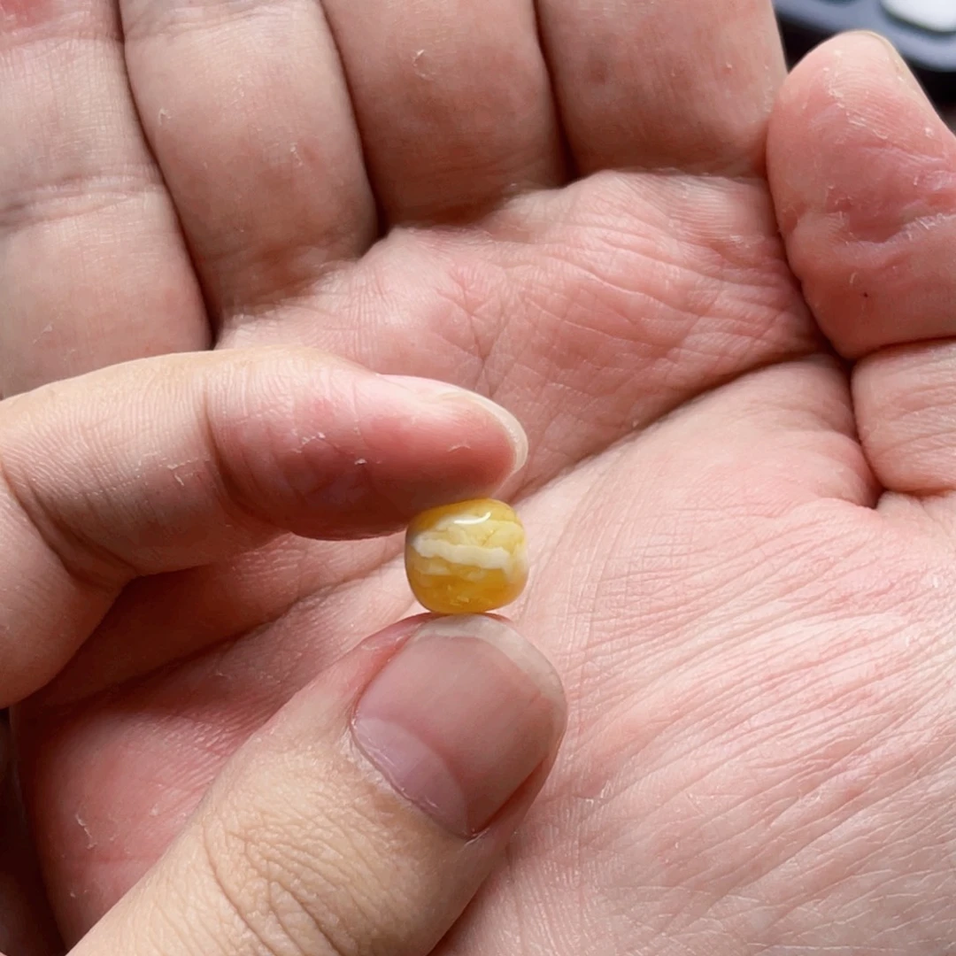 琥珀珠宝奇石未镶嵌值*