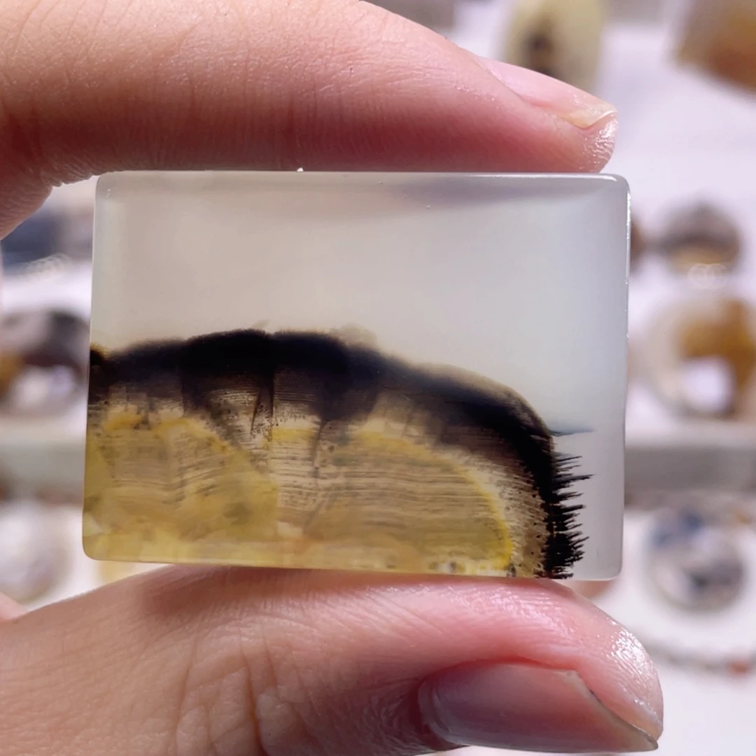 玛瑙/玉髓未镶嵌珠宝奇石