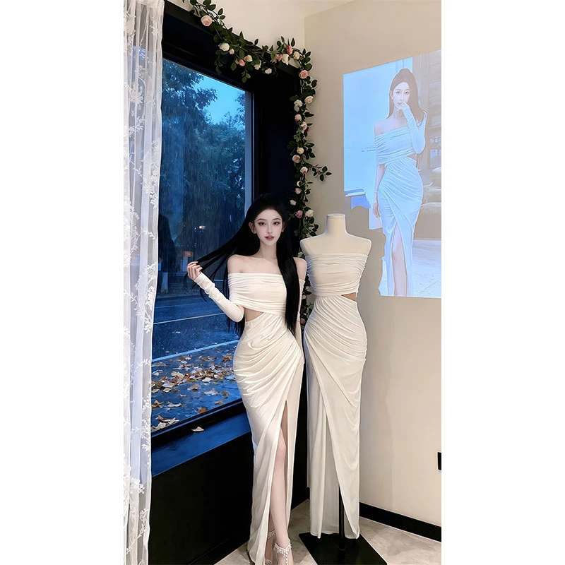 2025秋冬新款时尚高级感不规则褶皱修身连衣裙显瘦收腰百搭长裙子