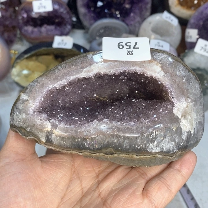 未镶嵌水晶大型摆件(非配饰)