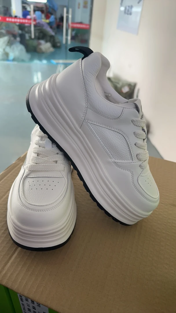 520-1春夏新款厚底小白鞋板鞋