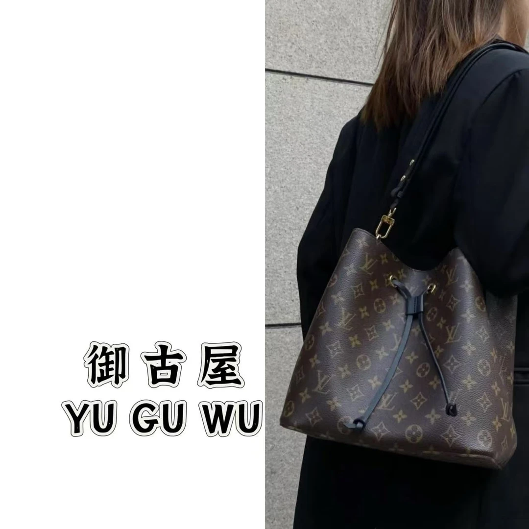 99新 LV 御古屋/Lv 黑水桶包 芯片/60061