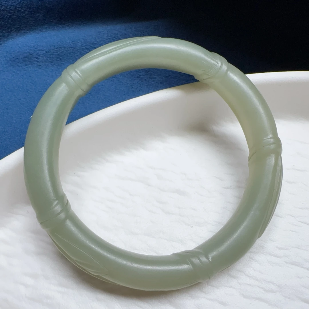 【伟伟鉴定】和田玉 雕刻 竹节 正圈镯子55+ 10/9时尚精美百搭女款