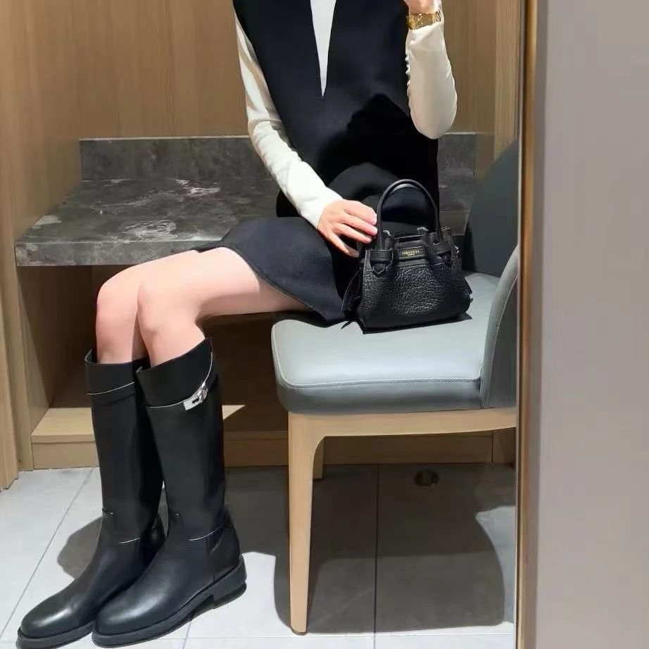 2025冬款显瘦靴厚底增高长筒靴女不过膝皮带扣马丁靴粗跟骑士靴