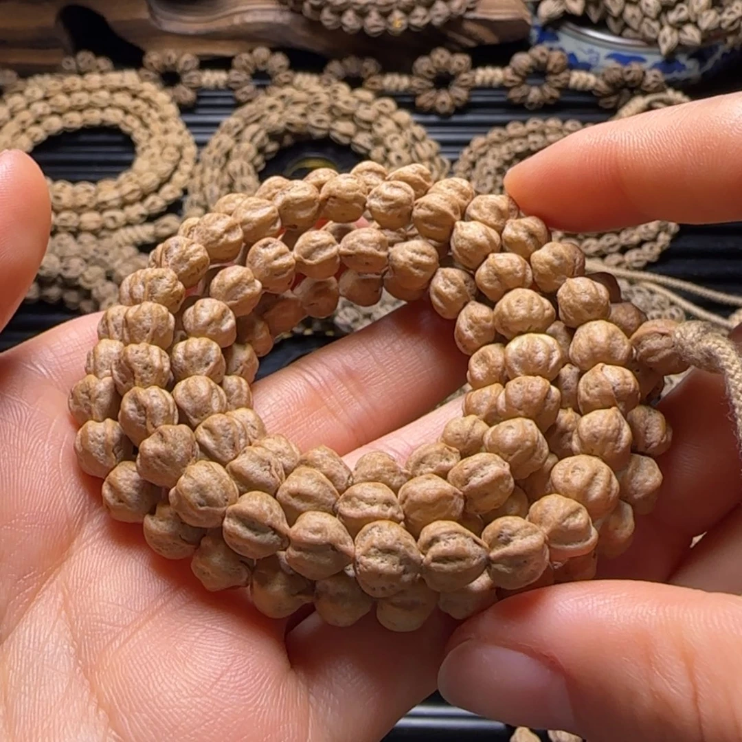 【闪购商品】吊坠柏香籽/百香籽一*