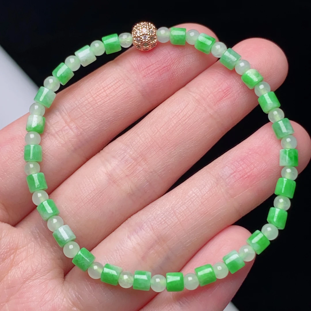 缅甸天然翡翠A货冰润果绿飘绿桶珠手链卡3.8mm绿色女款时尚