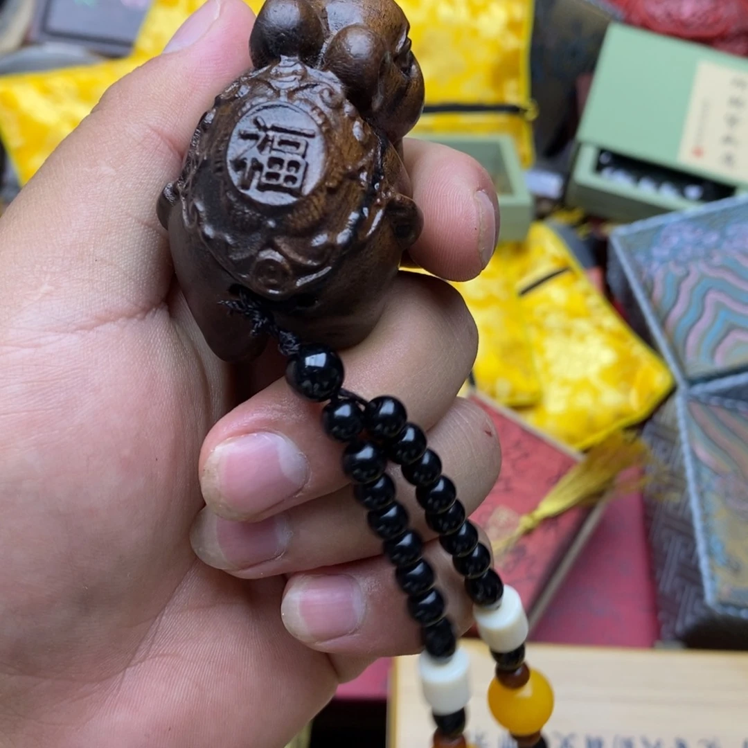 大叶紫檀（黑酸枝木类）