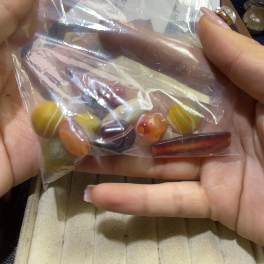 马***生玛瑙/玉髓未镶嵌珠宝半成品