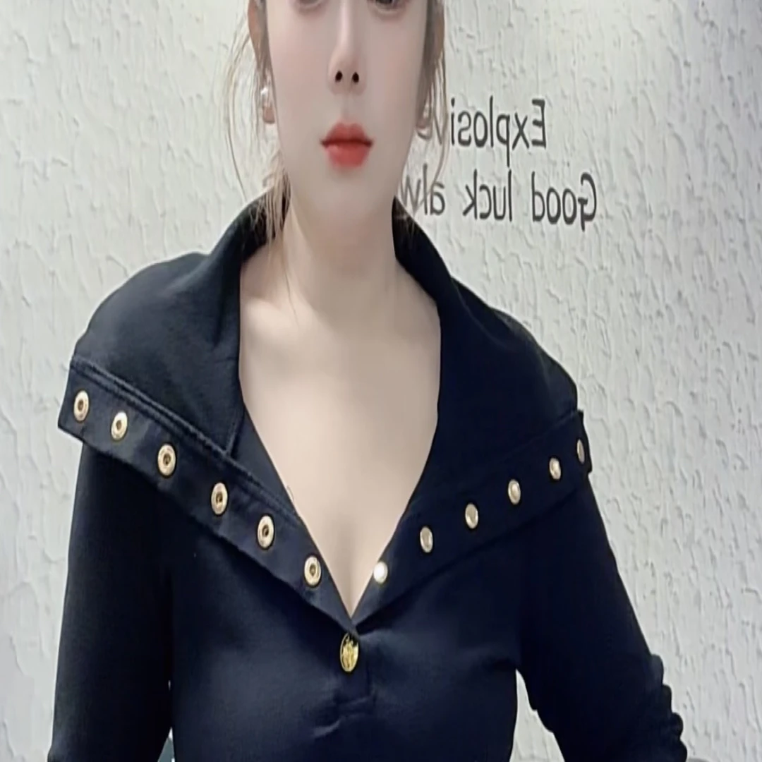 依依家大码女装25455设计师款翻领立领款打底衫磨毛保暖显瘦百搭