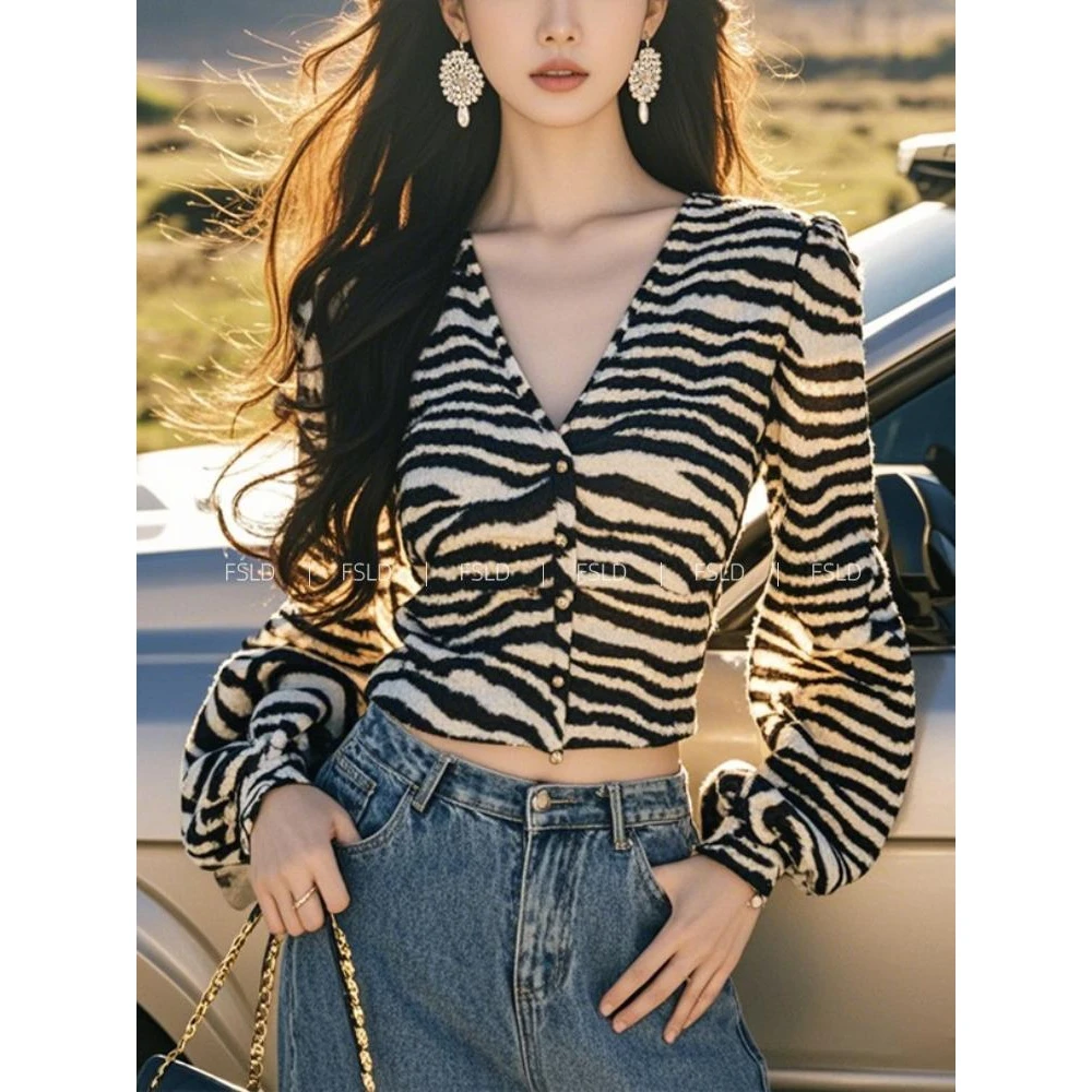 法式气质别致小衫斑马纹衬衫2025新款女装秋季高级感轻奢减龄洋气