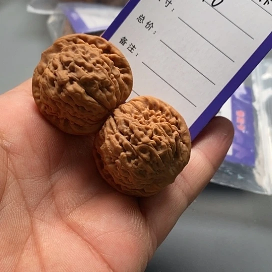 文玩核桃把件莲花