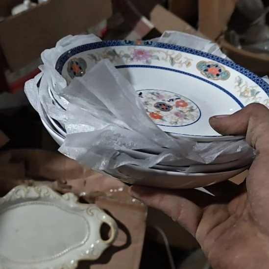 茶盏陶瓷盘子碗啥都有