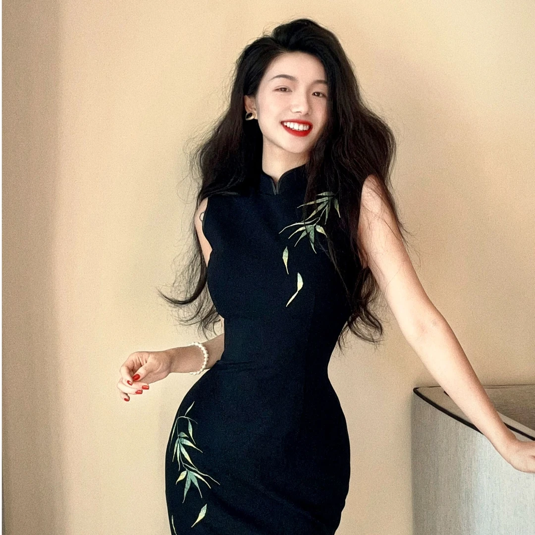 LHMknk1画报夫人原创自制新中式刺绣港工旗袍弹力西装  港工玉竹