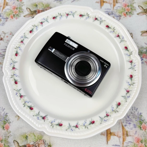 95新 Fujifilm/富士 F480胶片冷白皮氛围配件齐全800w像素3倍变焦