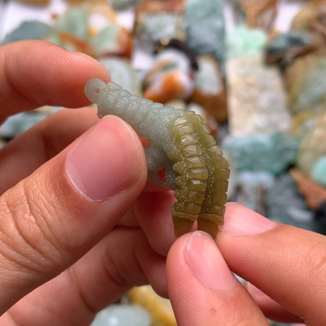 定制翡翠未镶嵌翡翠