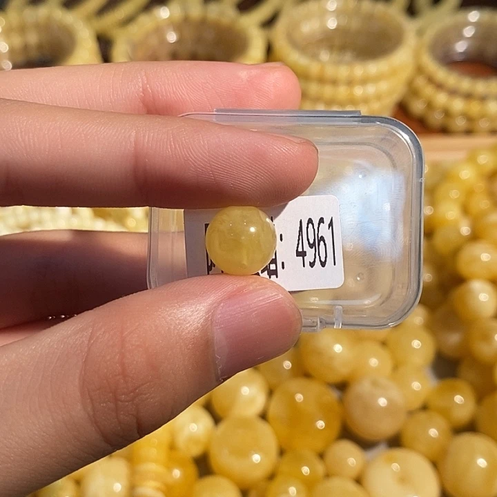 未镶嵌琥珀珠宝奇石4961