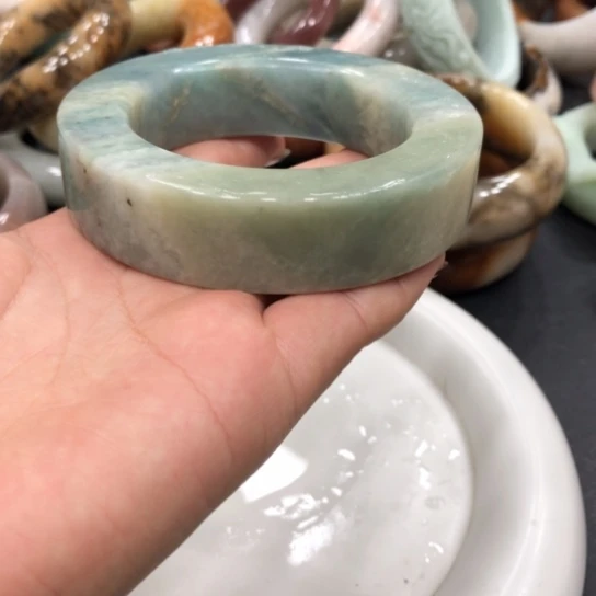 未镶嵌石英质玉珠宝半成品夢****