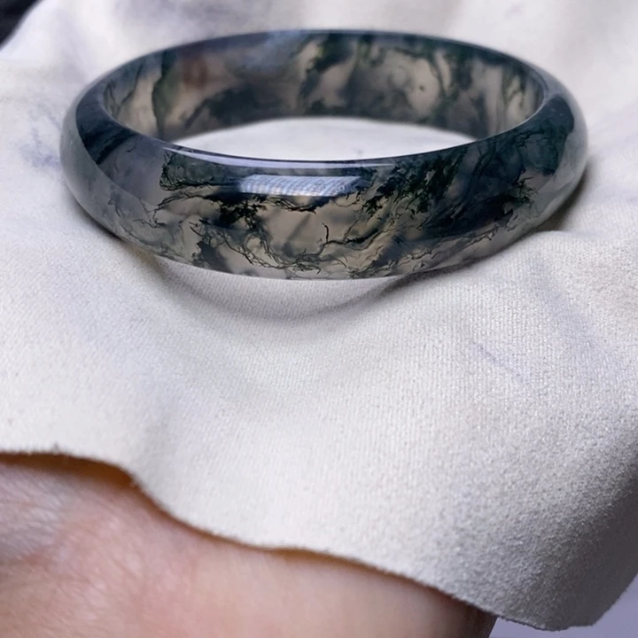 玛瑙/玉髓手镯未镶嵌十****