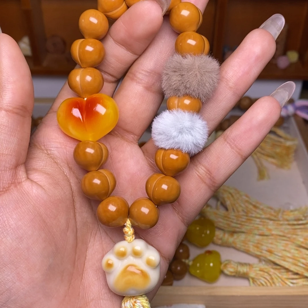 猴头核桃吊坠玻璃底柯基屁桃➕毛毛球搭配款
