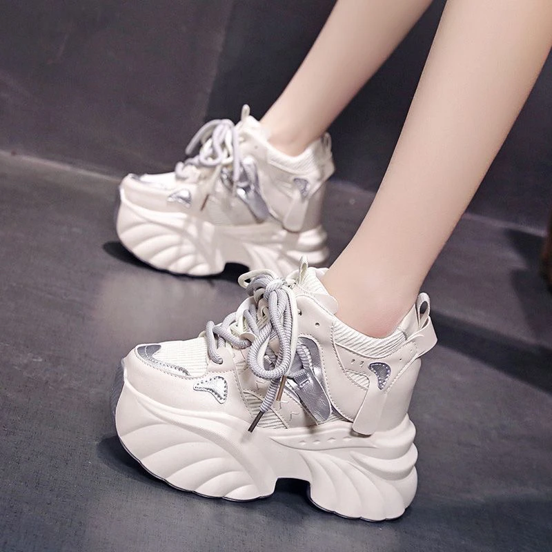 网红时尚洋气厚底增高鞋子女小个子显高2025年新款老爹鞋春季休闲