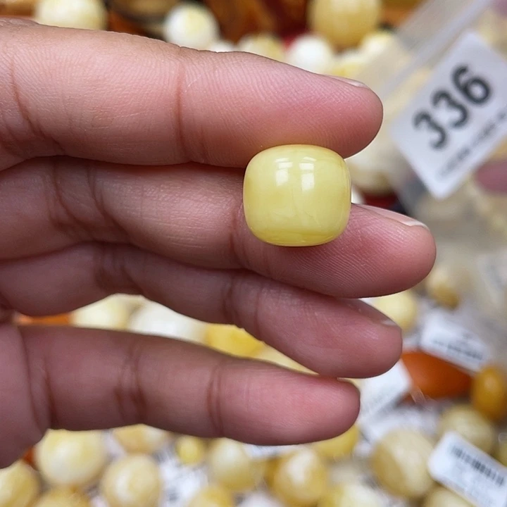 蜜蜡未镶嵌珠宝奇石粉13.6