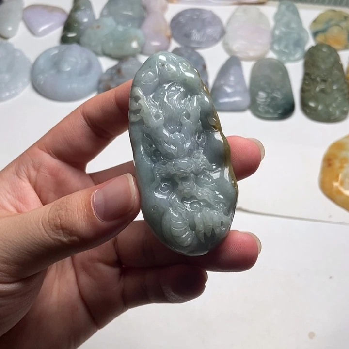 颈饰未镶嵌翡翠龙牌22